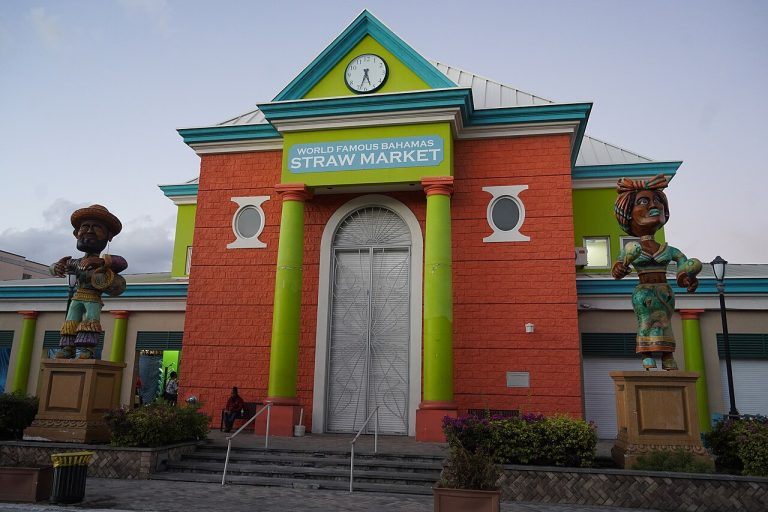 Straw Market Shopping, Bahamas