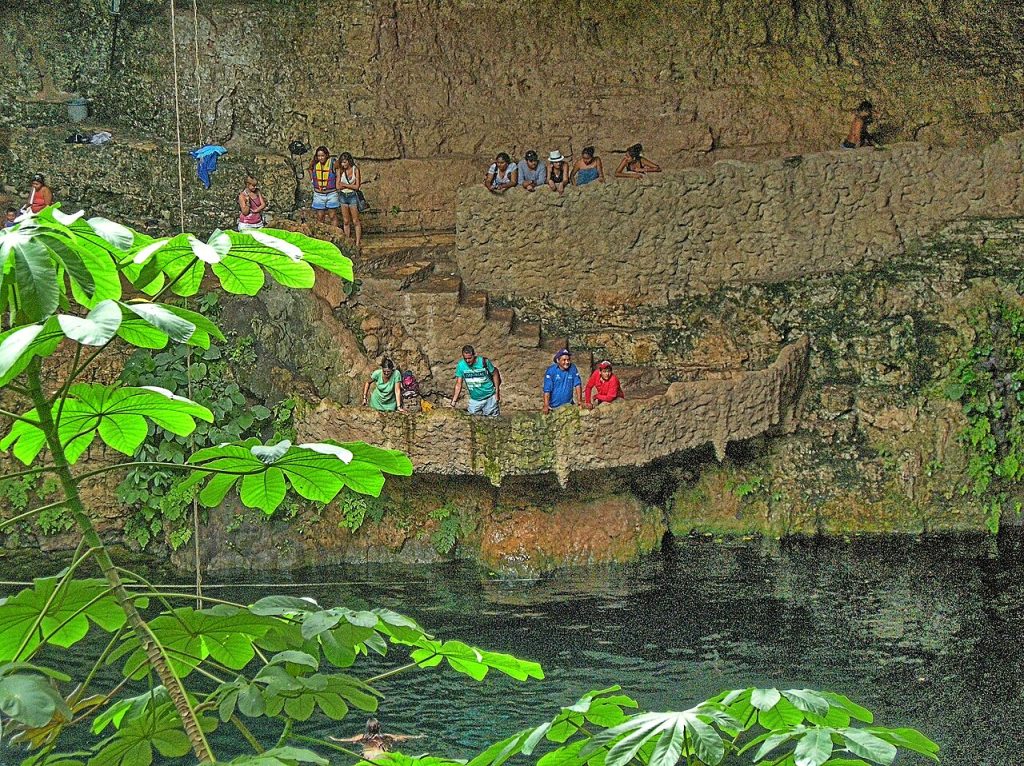 Cenote Swimming, Cancún