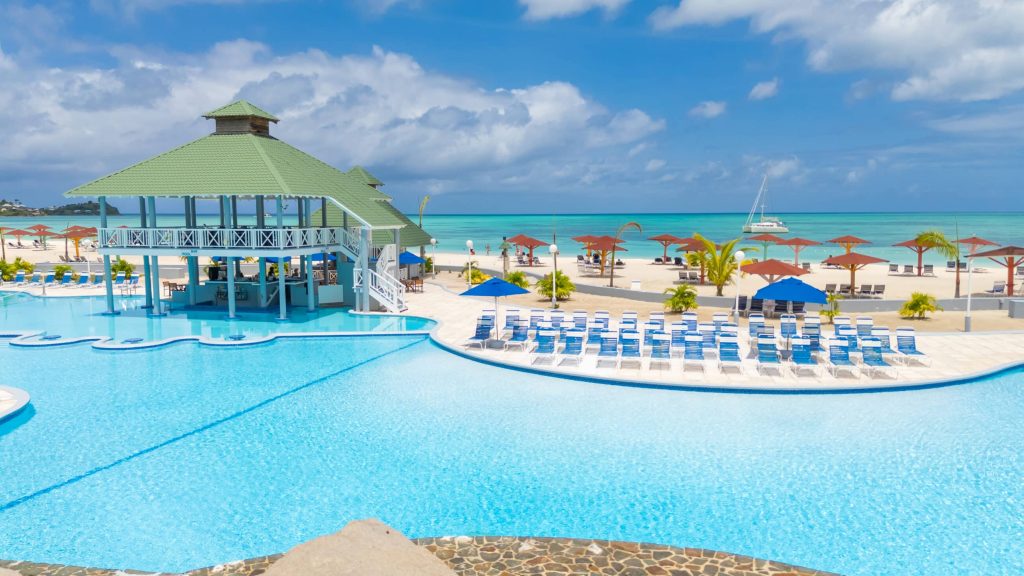 Jolly Beach Resort, Antigua